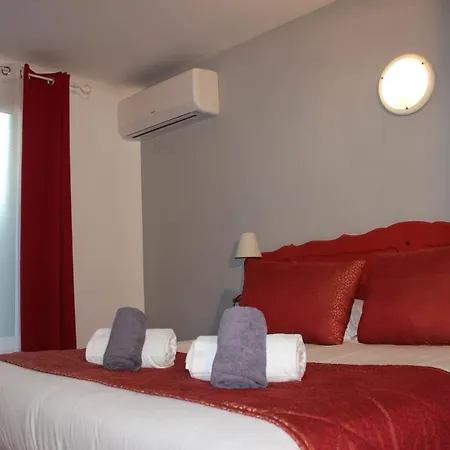 Bleu Riviera Ξενοδοχείο 3*