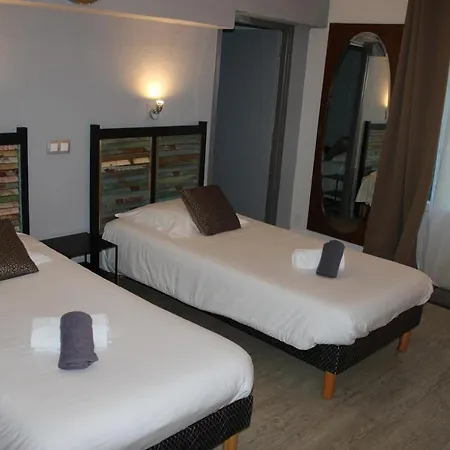 Ξενοδοχείο Bleu Riviera 3*