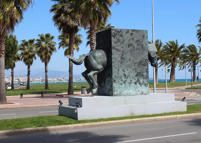 Bleu Riviera 3*