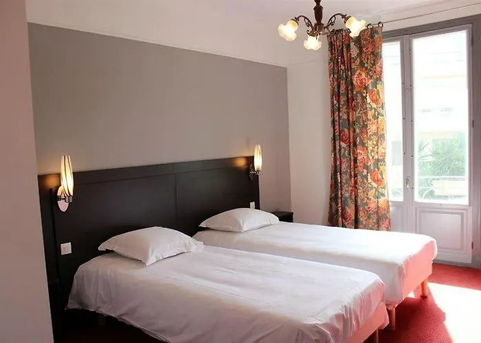 Отель Bleu Riviera 3*